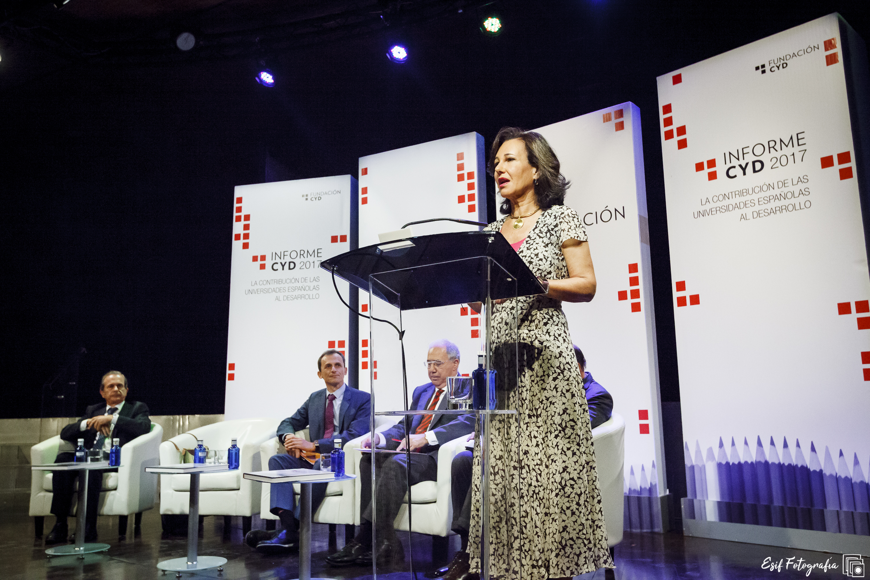 Ana Botín en la clausura del Informe CYD edición 2017