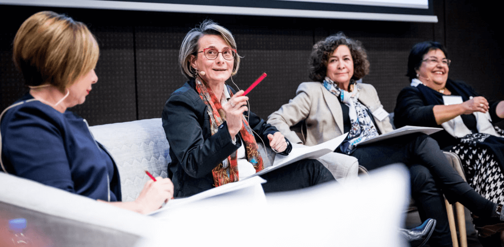 Eva Alcón. Debate junto a rectoras de universidades públicas españolas